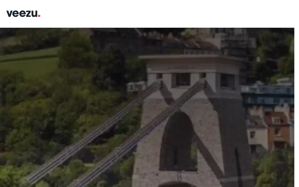 Screenshot of amber-cars.co.uk