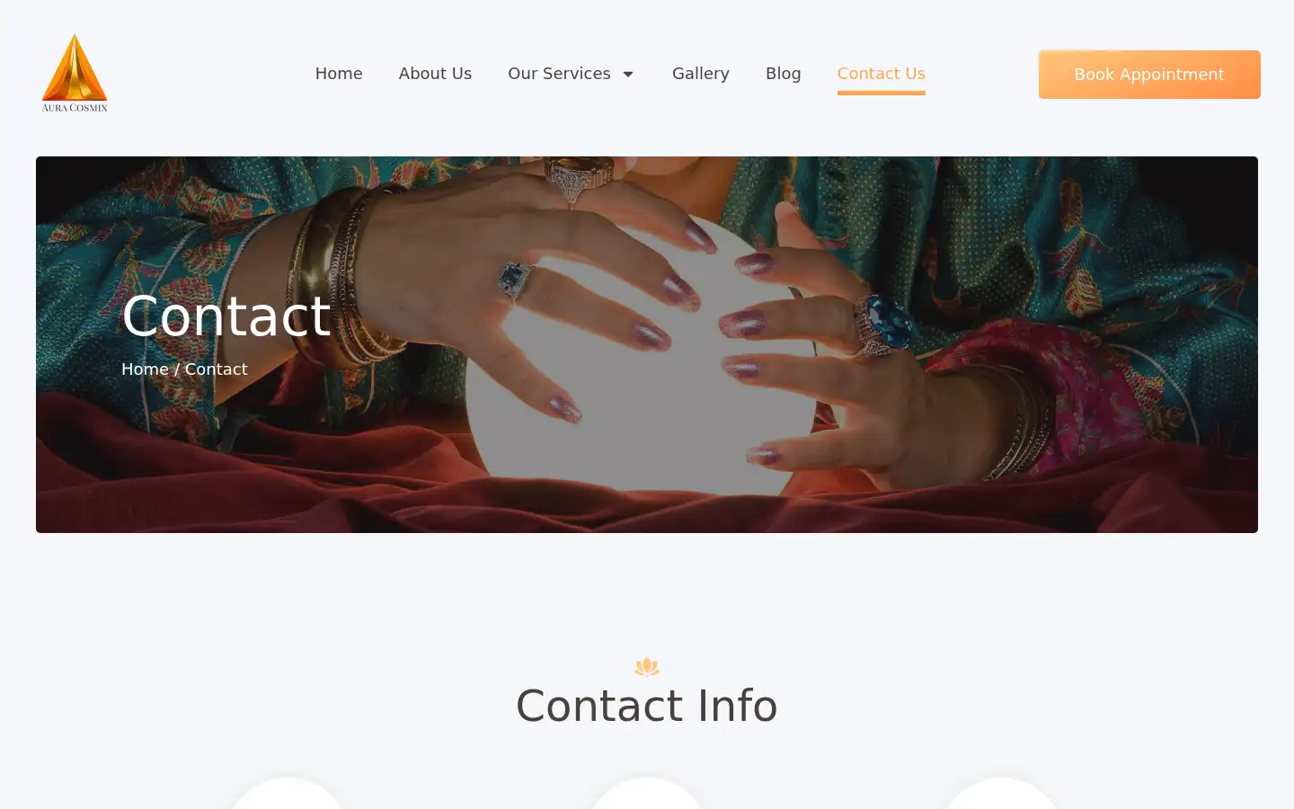 Screenshot of auracosmix.com