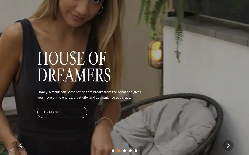 Screenshot of belvillage.com