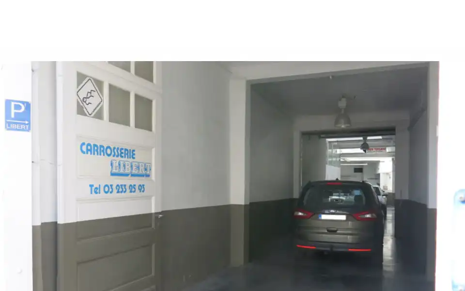 Screenshot of carrosserielibert.be