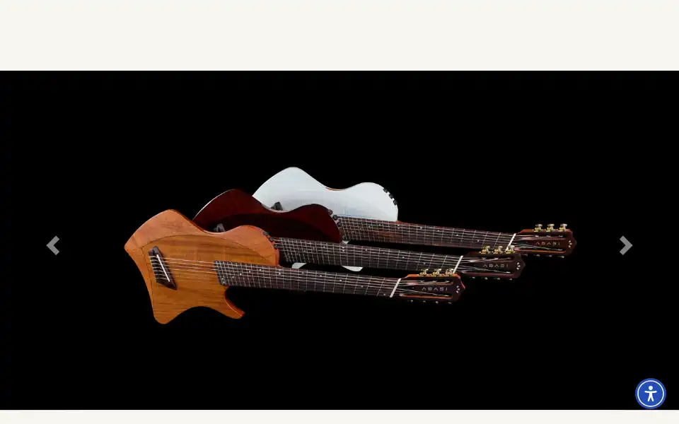 Screenshot of cordobaguitars.com