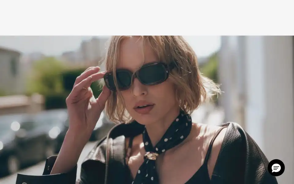 Screenshot of costesfashion.com