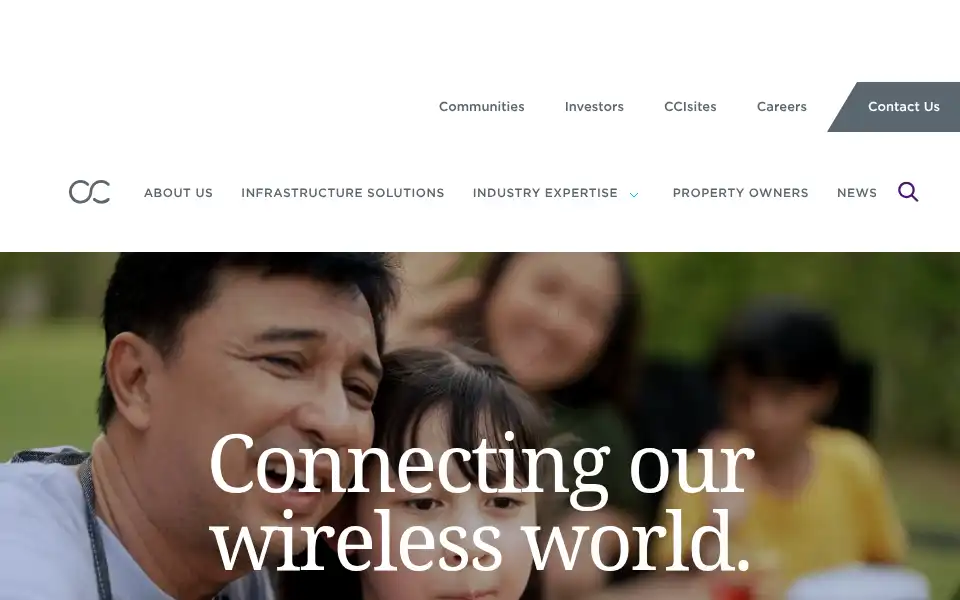 Screenshot of crowncastle.com