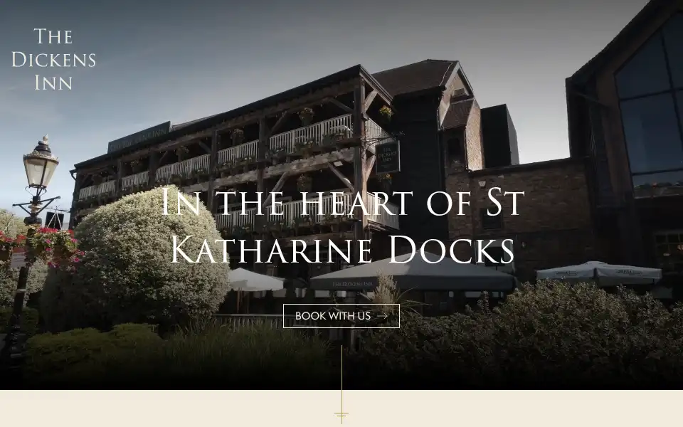 Screenshot of dickensinn.co.uk