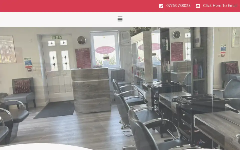 Screenshot of dshairsalon.com