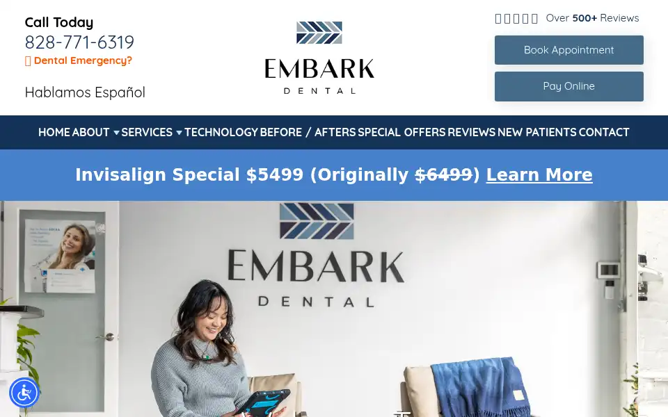Screenshot of embarkdentalnc.com