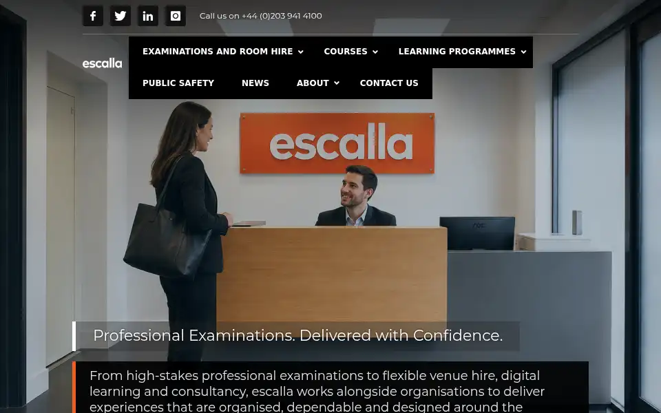Screenshot of escalla.co.uk