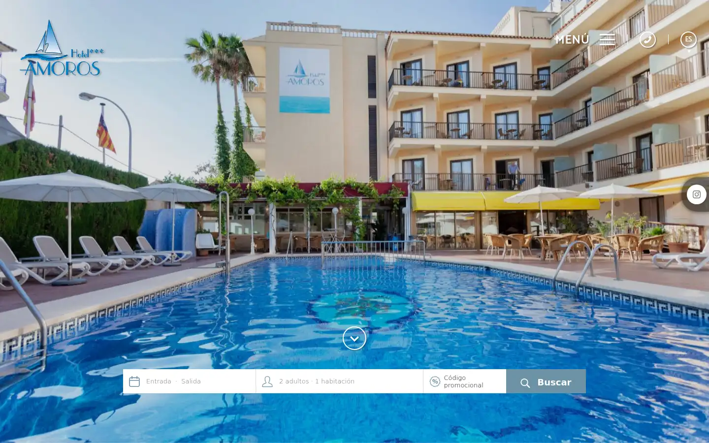 Screenshot of hotelamoros.com