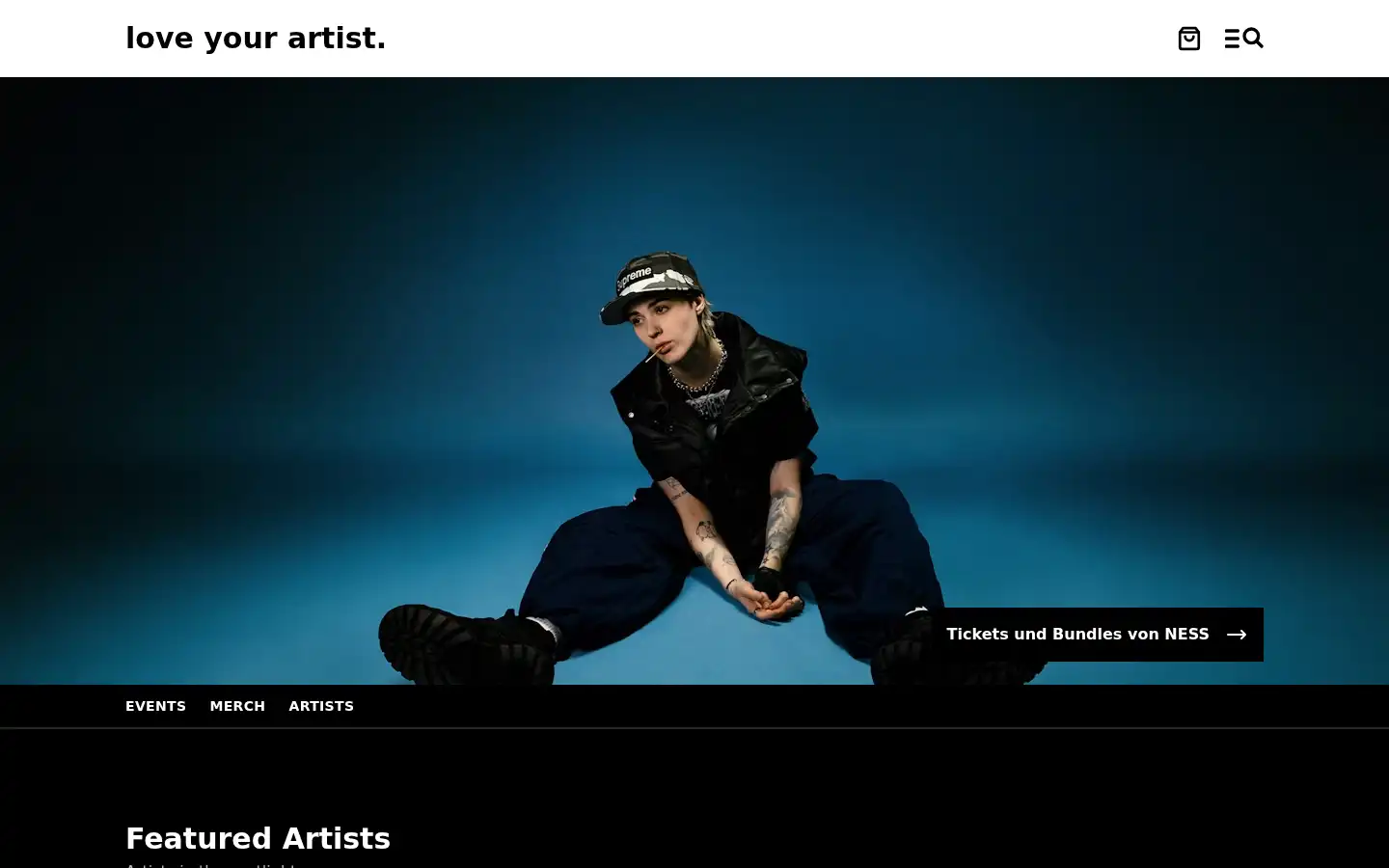 Screenshot of loveyourartist.com