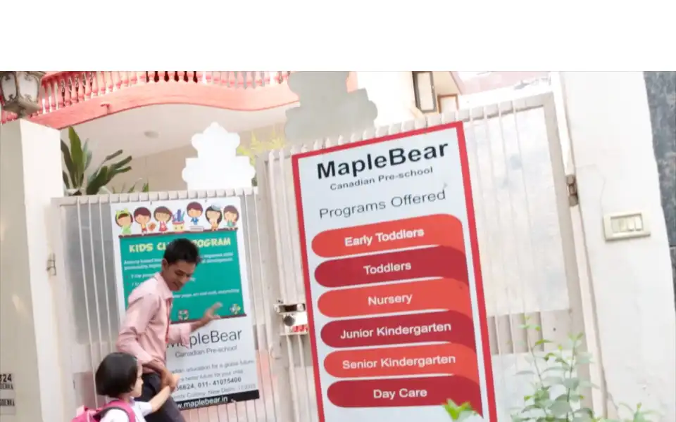 Screenshot of maplebearsouthasia.com