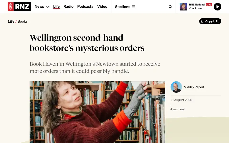 Screenshot of news.ycombinator.com