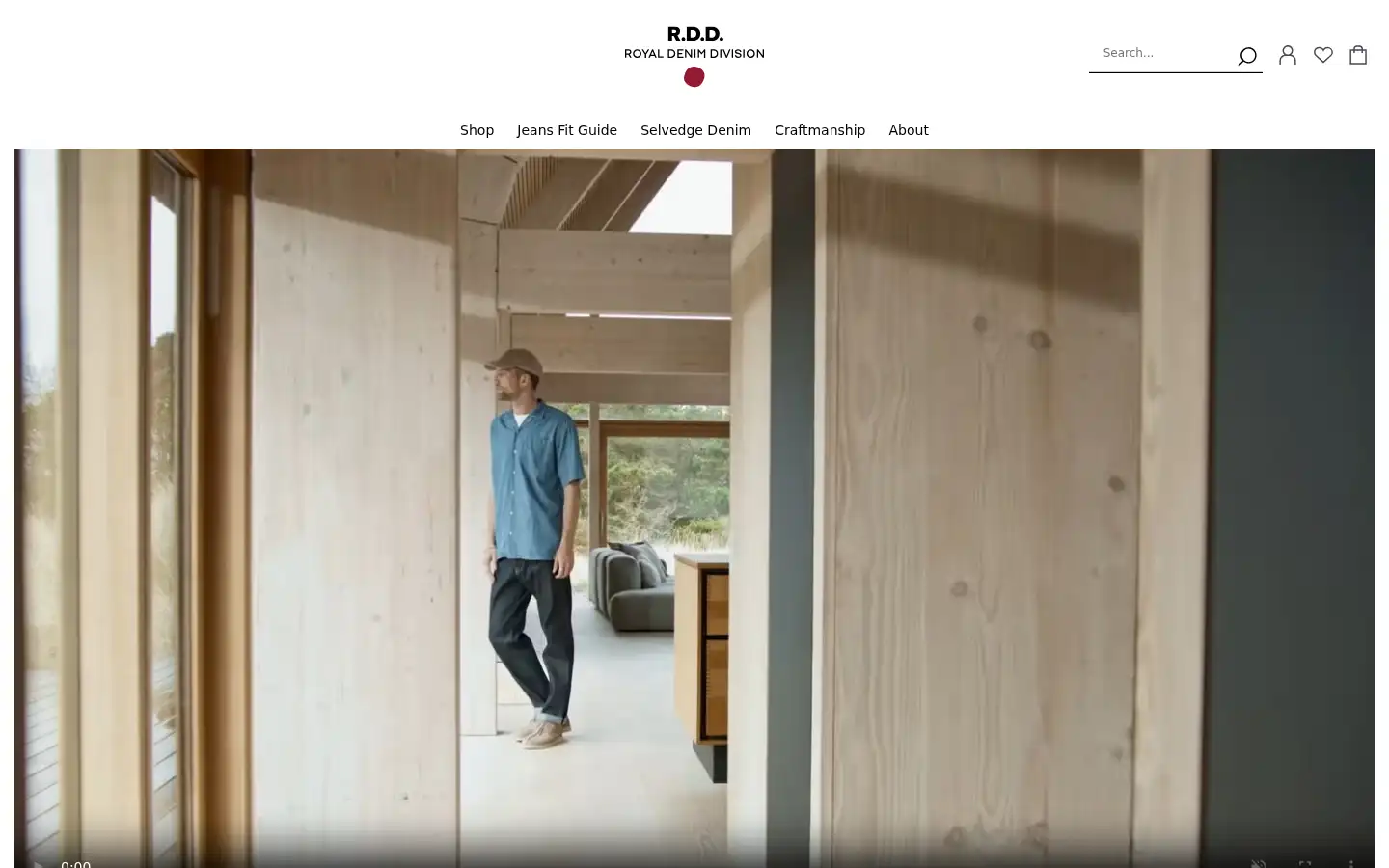 Screenshot of royaldenimdivision.com