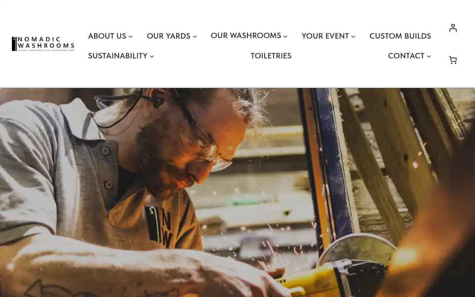 Screenshot of rusticrestrooms.com