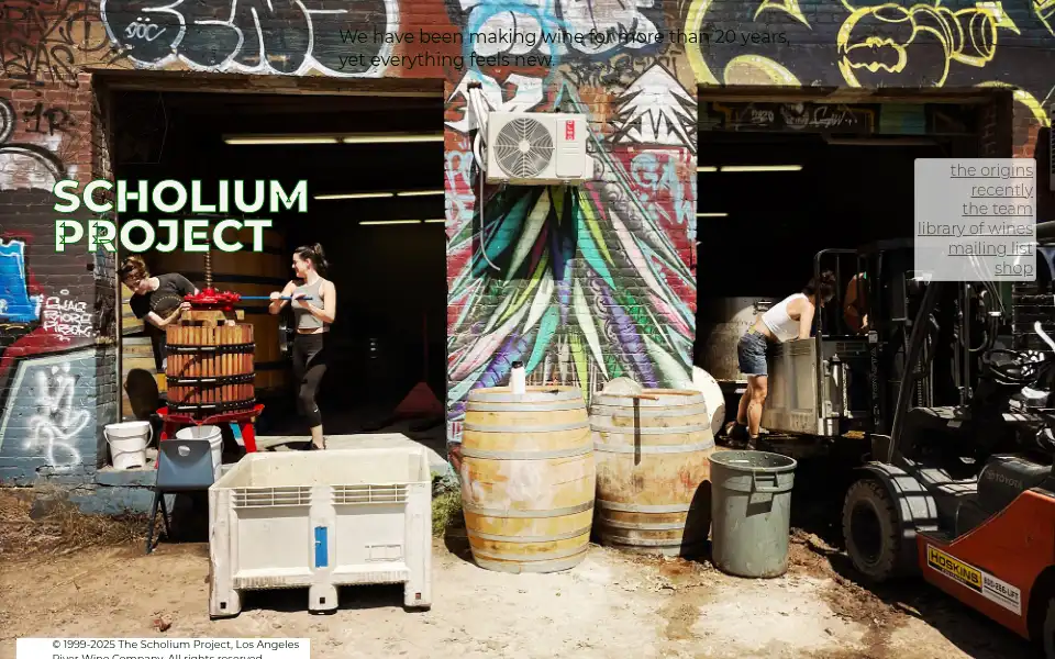 Screenshot of scholiumwines.com