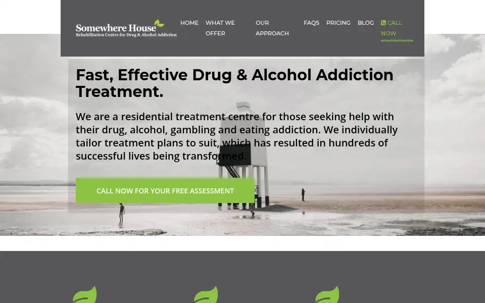 Screenshot of somewherehouse.com