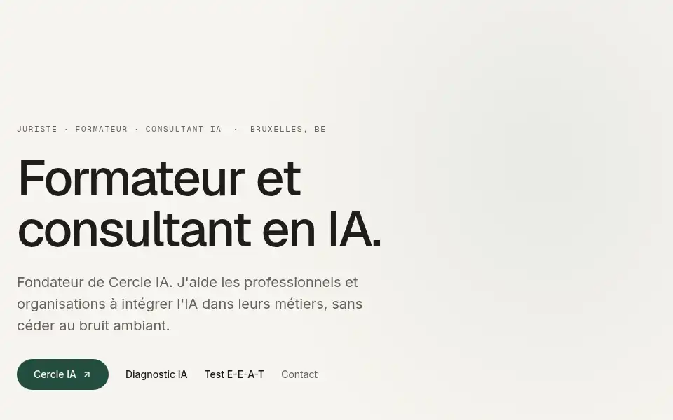 Screenshot of tarikhennen.com