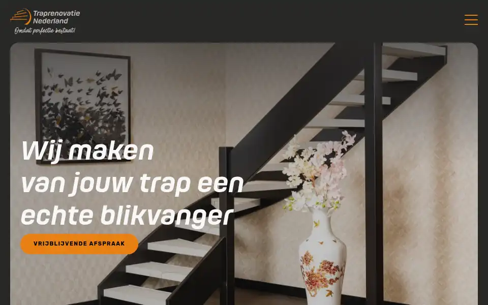 Screenshot of traprenovatienederland.nl