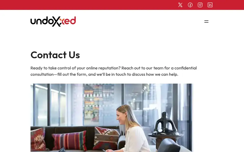 Screenshot of undoxxed.com